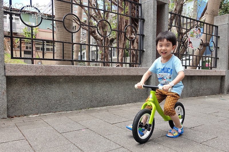 2017.07Double Balance兒童滑步車、平衡車24.jpg