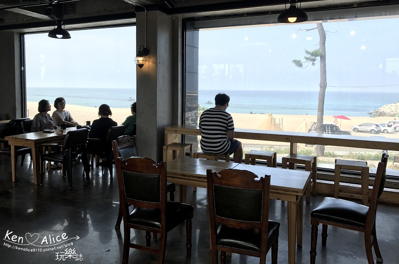 2017.06韓國自由行_KKDAY安木海邊咖啡街與海上溜索11.jpg