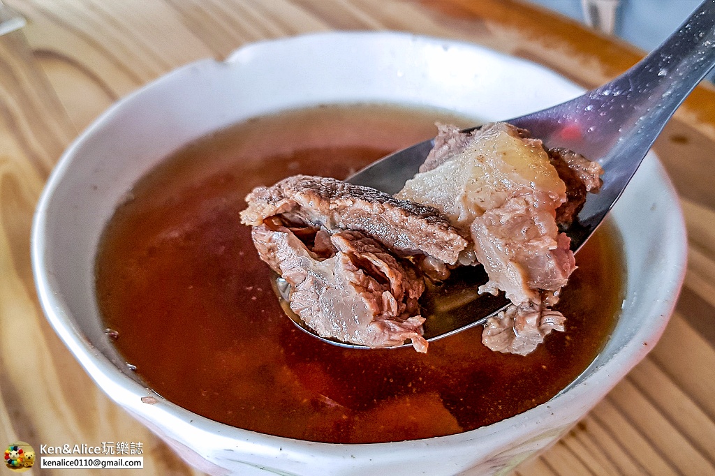 台南美食-泓佐六千牛肉湯