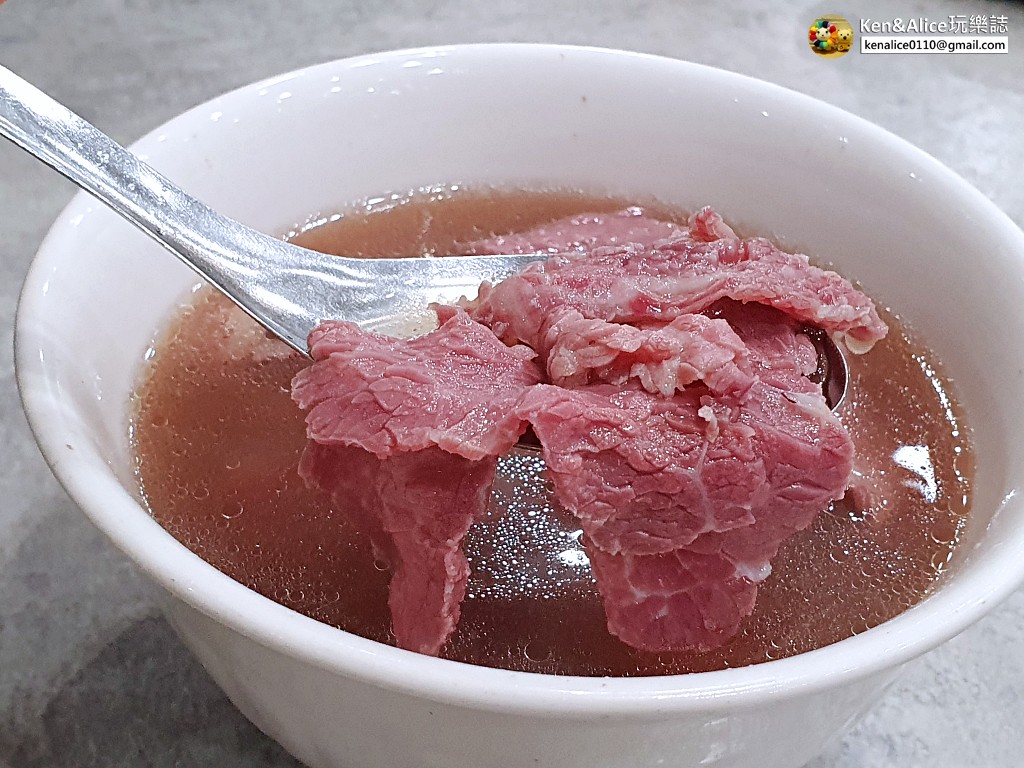 台南安平美食-文章牛肉湯