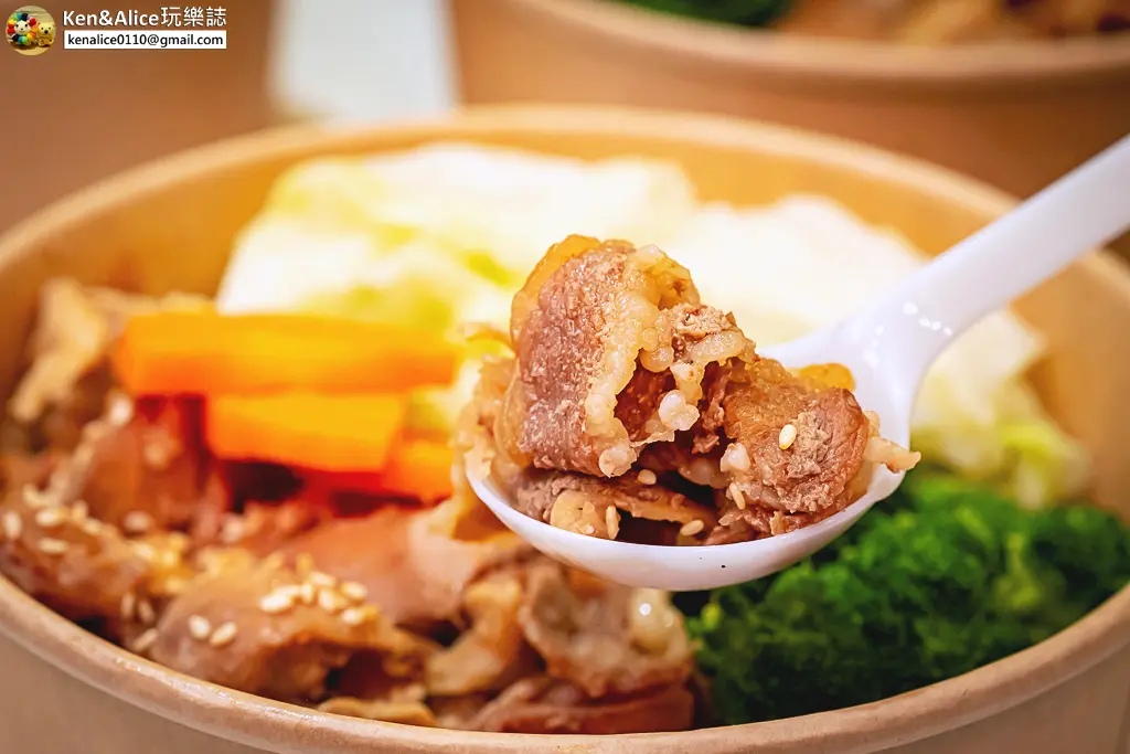 公館美食-小鹿亭咖哩飯丼飯烏龍麵