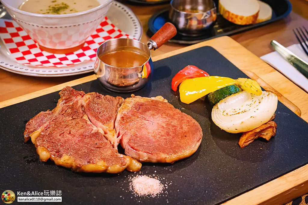 宜蘭美食推薦-米蘭騎兵團牛排餐廳