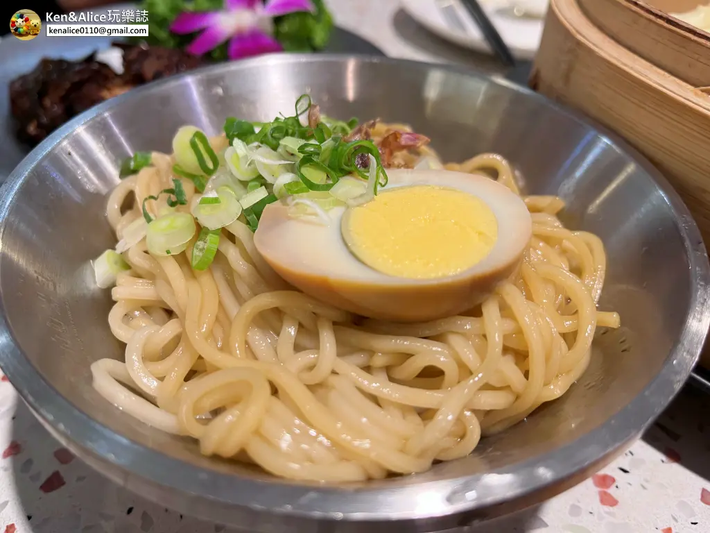 忠孝新生美食-濟南鮮湯包