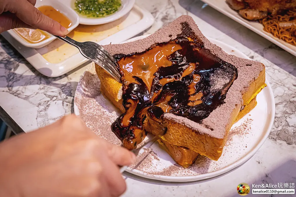 東區美食-荷李活茶街(sogo餐廳)