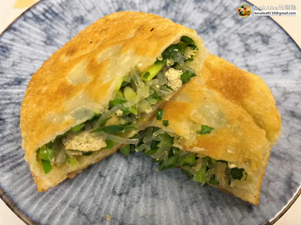景美夜市美食推薦-莊家蔥油餅韭菜盒