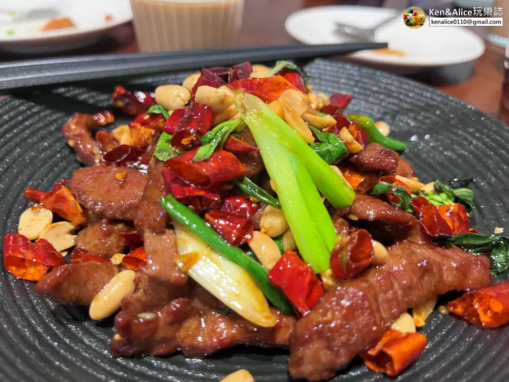 台北大安美食-十二月粥品(黃仁勳餐廳)