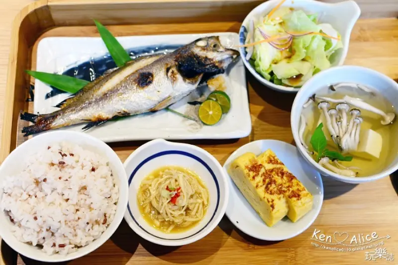 宜蘭美食-里海咖啡-礁溪海鮮定食
